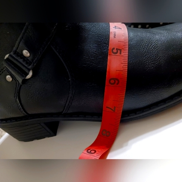 NWT ~ WOMEN'S ST. JOHNS BAY DEMPSY BLACK STACKED HEEL RIDING BOOTS 👢 - Picture 7 of 11